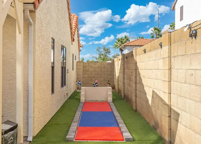 Holiday home Heated Pool Sauna Cold Plunge Pickleball *